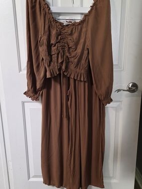 Ruched Brown Pant Set with Ruffle Details Crop Top